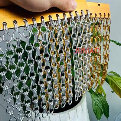 Graziose tende a maglie di catena in metallo Divisorio per stanze e design di spazi commerciali