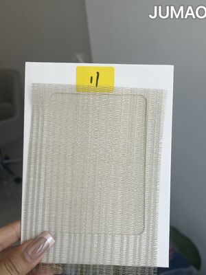 Vetro a maglia di metallo stratificato ad alta chiarezza ideale per le partizioni delle porte scorrevoli della cucina