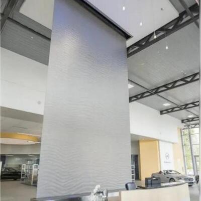 Caratteristica decorativa per il paesaggio acquatico all'aperto per interni con parete divisoria per acqua in rete di acciaio inossidabile